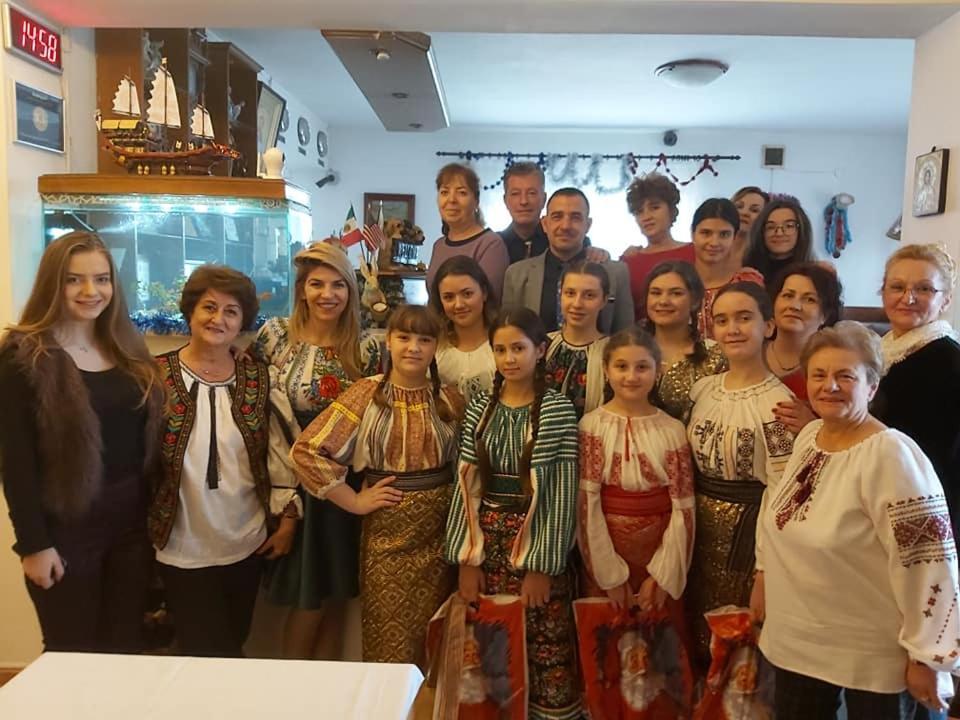 Pensiunea Agroturistica Piscul Soarelui 肯普隆格 外观 照片